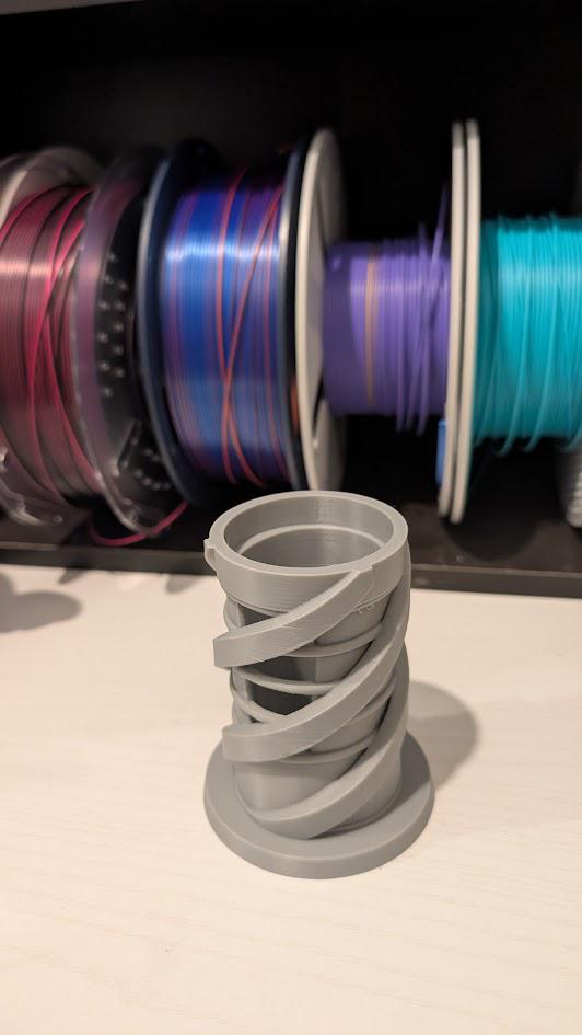 3D Printed Geometric Desk Organizer – Modern PLA Pencil Cup Holder