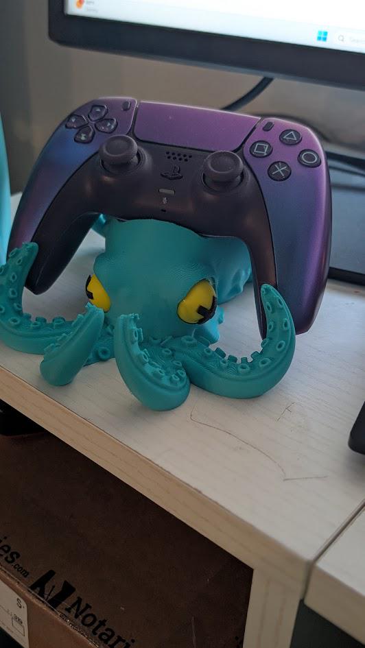 Custom Octopus Controller Holder, Gaming Desk Organizer, 3D Printed Display Mount