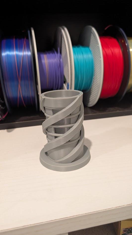 3D Printed Geometric Desk Organizer – Modern PLA Pencil Cup Holder